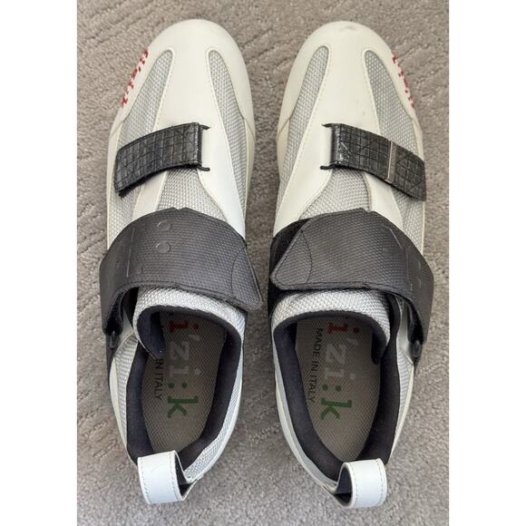 Fizik Cycling Shoes K5 White Silver Uomo Triathlon Bicycle Size 42 US 8.5 Carbon
